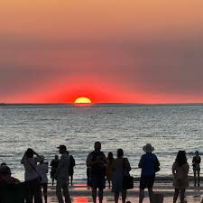 Top End Sunsets - Leaving from Melbourne